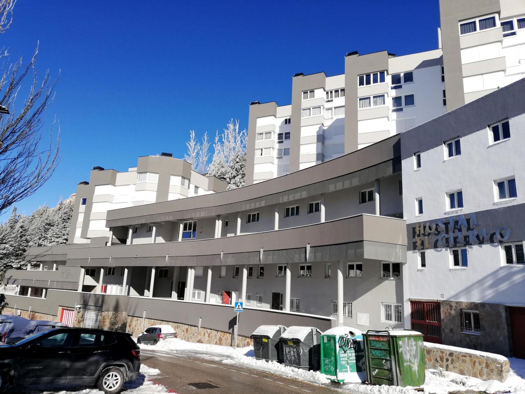Apartamentos Penibetico Con Parking Y Wifi By Surynieve Sierra Nevada Ngoại thất bức ảnh